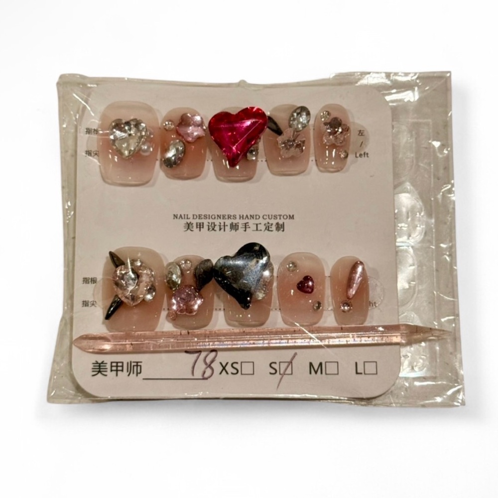 🎁FREE W PURCHASE🎁 Press-On Bejewelled Nails 💅 Nail Art - Picture 3 of 5
